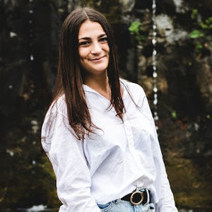 Meet your Posher, Madison